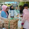 PLN Indonesia Tower PLTU Jabar II Palabuhanratu Gelar Pengobatan Gratis dan Bazar Murah