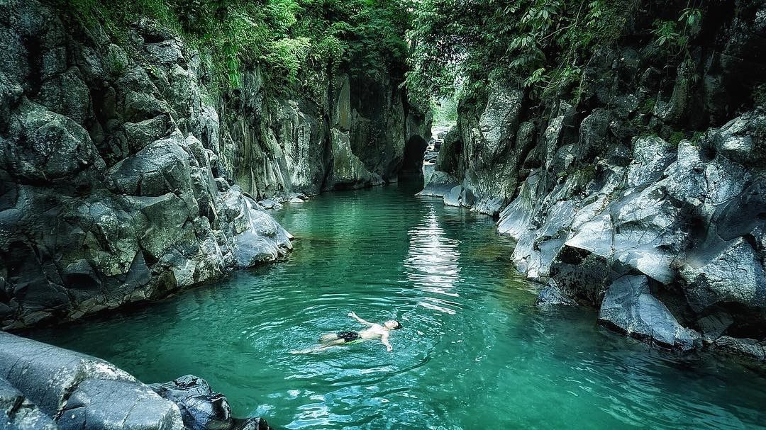 Pesona Keindahan Wisata Aestetik Leuwi Tonjong Garut