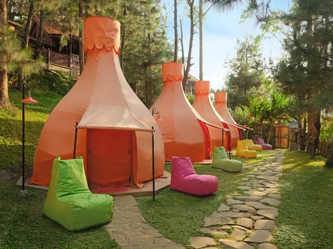 3 Rekomendasi Tempat Camping Hits Ramah Kantong di Bandung! 3 Rekomendasi Tempat Camping Hits Ramah Kantong di Bandung!