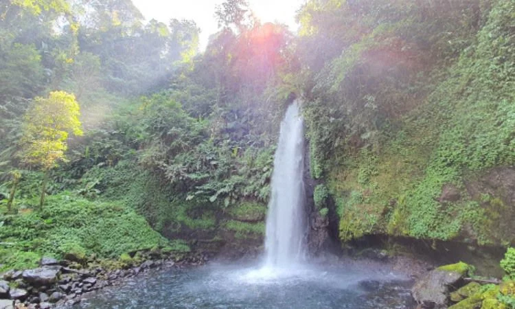 3 Destinasi Wisata Alam Murah Kadudampit Sukabumi, Ada Curug Sawer