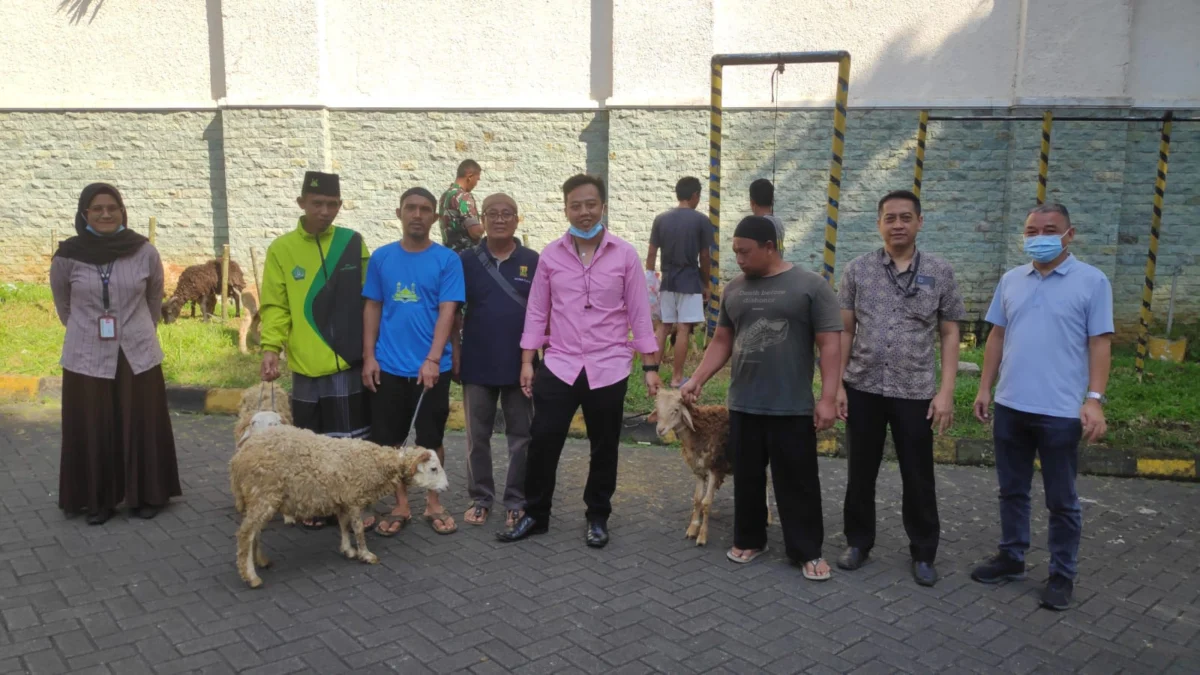 Jalin Sinergitas dengan Warga Sekitar, GSI 1 Cikembar Sukabumi Bagikan Puluhan Hewan Kurban