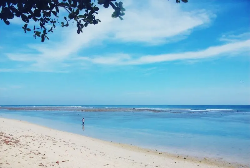 Pantai Ujung Genteng