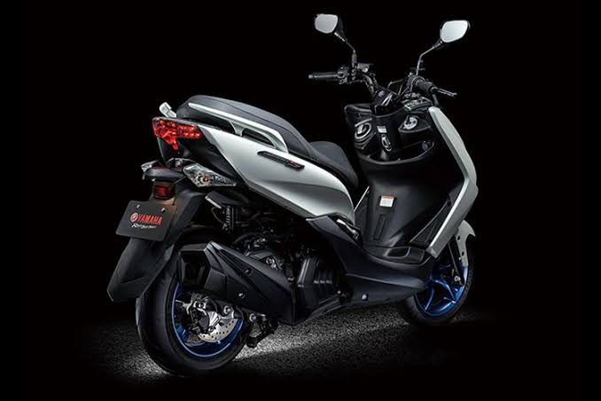 Yamaha All New NMAX Dek Rata Akan Menggeser Honda BeAt!