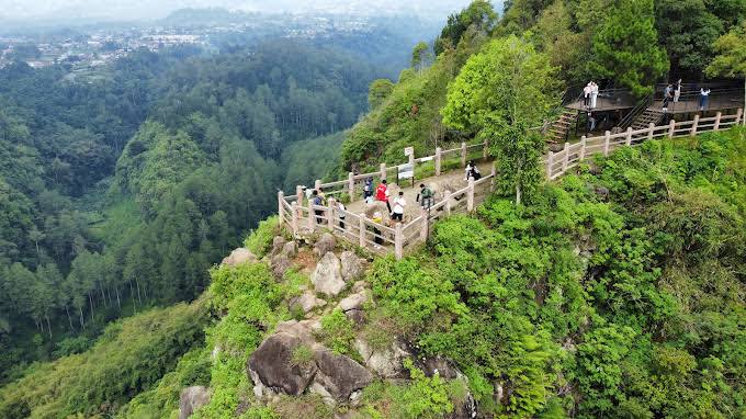 Besok Weekend, Yuk Healing ke 2 Wisata Gunung di Bandung 