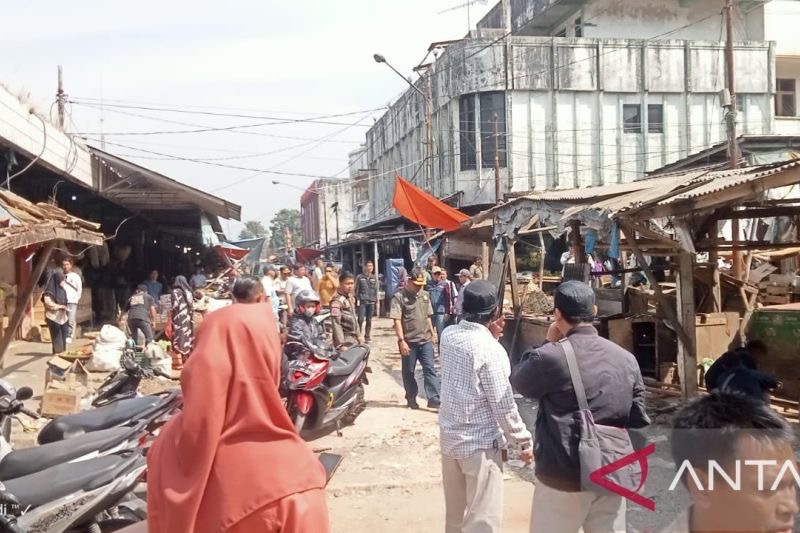 Pemkot Sukabumi Tata Keberadaan PKL