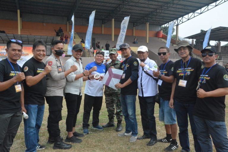 Turnamen Layangan Dongkrak Ekonomi Masyarakat