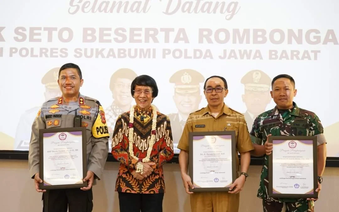 Bupati, Kapolres dan Dandim Terima Penghargaan Kak Seto Award