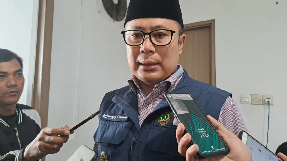 Pemkot Gaet PT KAI Atur Keberadaan PKL