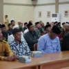 Pemkab Serahkan Bantuan Hibah Keagamaan pada Ratusan Penerima