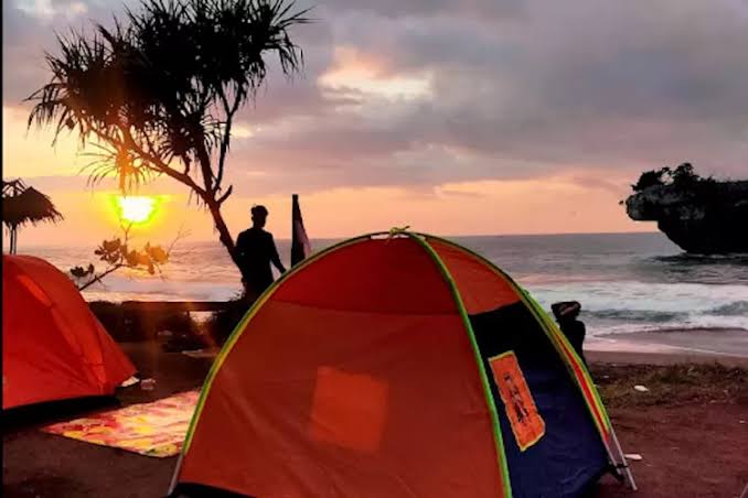 Rekomendasi Wisata Pantai Terbaik untuk Camping di Pangandaran (foto by Insiden 24)