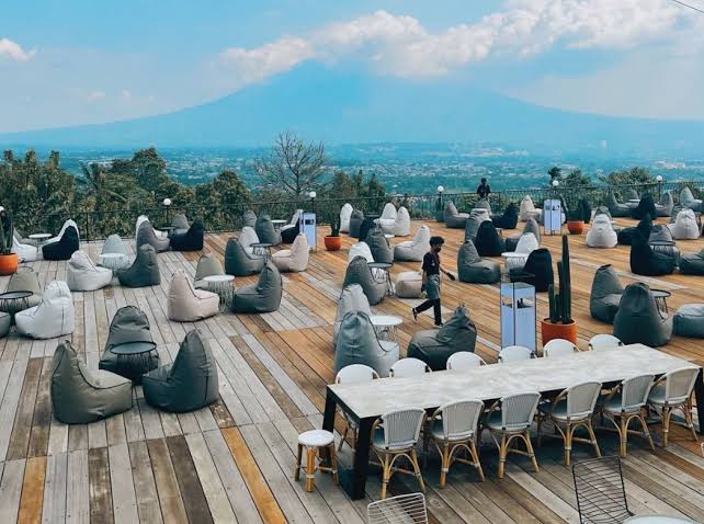 Cafe Garden Hits di Bogor, Menu Cantik dengan Harga Terjangkau