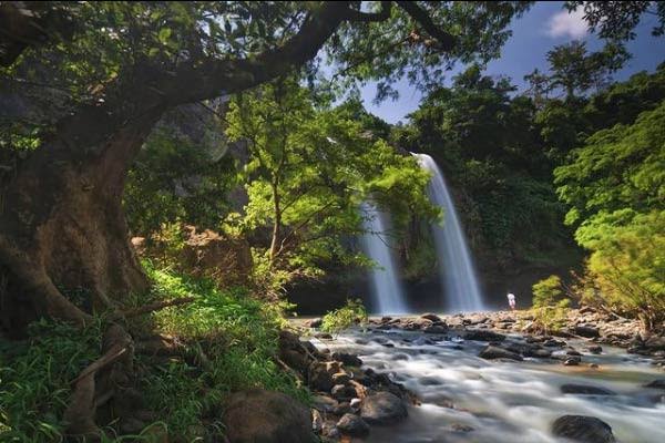 3 Rekomendasi Wisata di Sukabumi, Ada Curug, Pantai hingga Goa