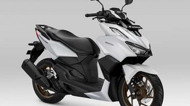 Honda BeAT 150 CBS-ISS Deluxe White Siap Jadi Primadona