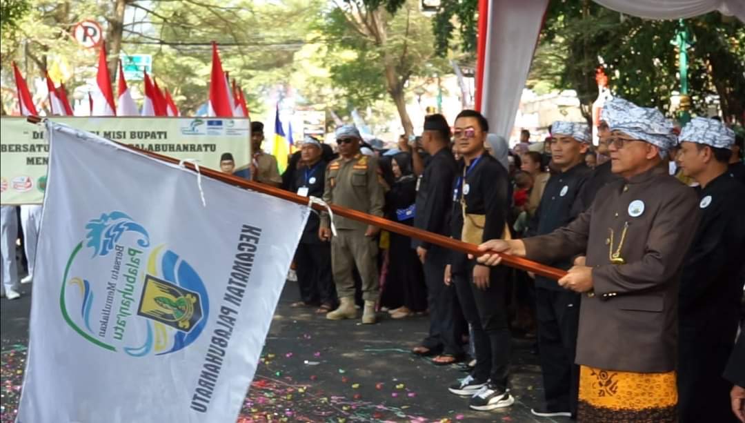 Puluhan Ribu Peserta Ikuti Karnaval HJKS ke-153 Tahun