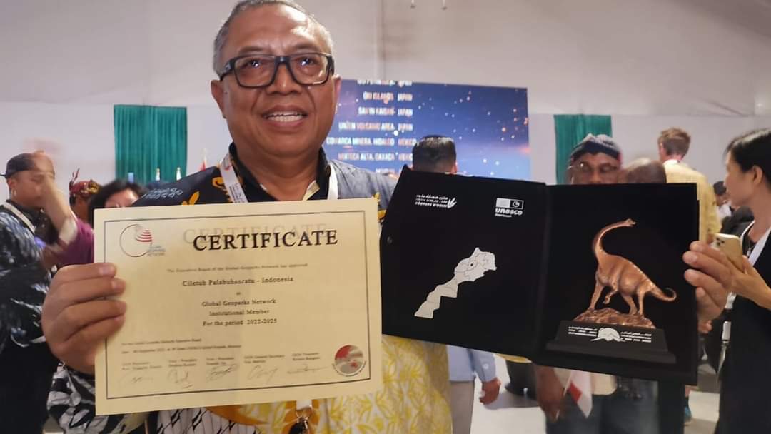 Bupati Sukabumi Terima Sertifikat Unesco di Maroko