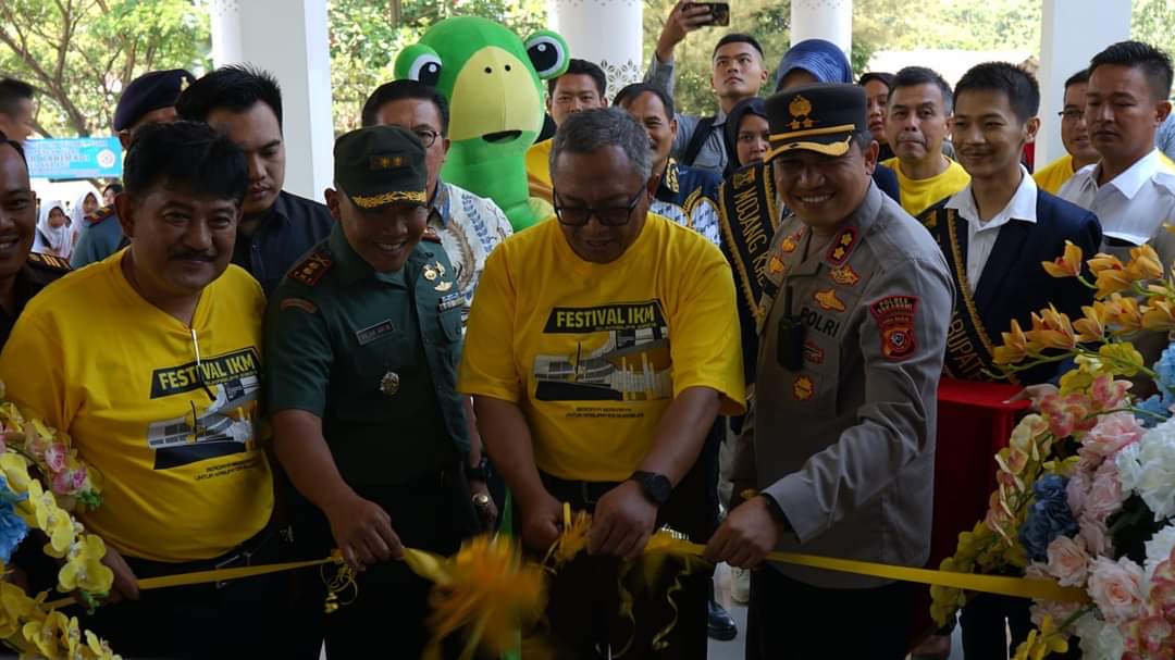 Pemkab Resmikan Gedung Promosi dan Pusat Pengembangan Produk IKM