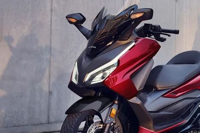 Honda Forza Pilihan Skutik Terbaik untuk Touring, Segini Harganya