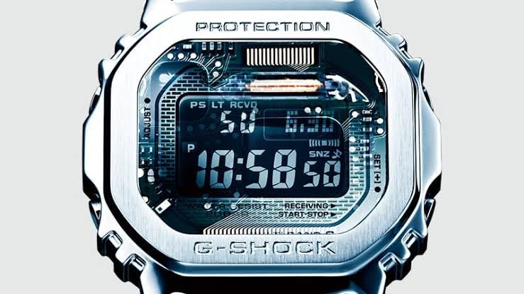 Spek Casio G-SHOCK GMW-B5000 yang Miliki Lapisan Logam