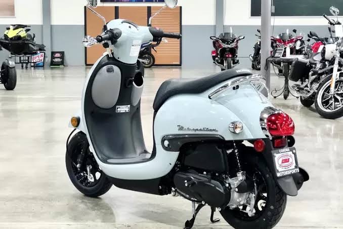 Selain Desain Futuristik, Honda Scoopy Stylo juga Bawa Mesin Canggih 