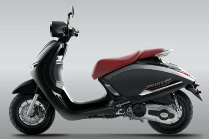 Honda Scoopy Stylo: Skutik Futuristik dengan Dapur Pacu Unggulan