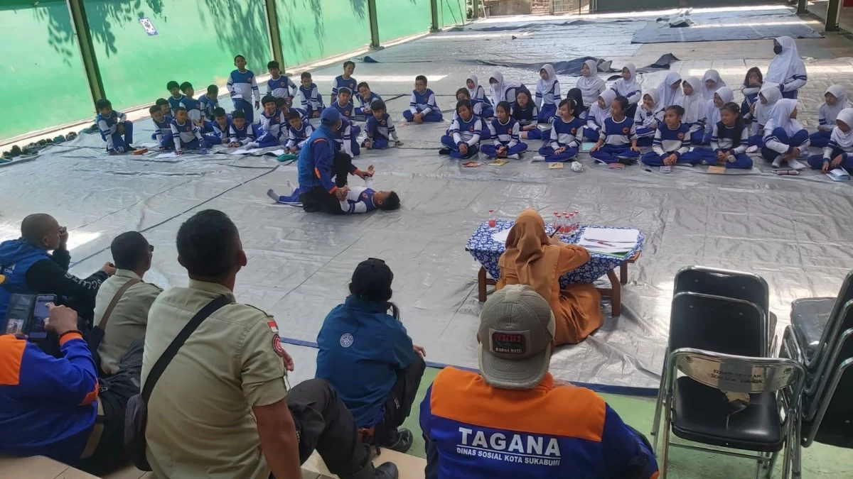 Dinsos Kota Sukabumi Ajari Kalangan Pelajar Mitigasi Bencana