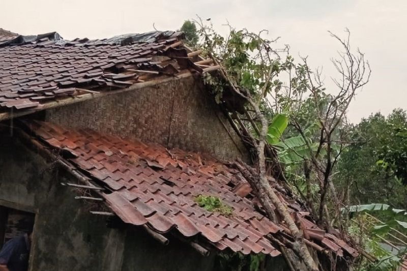 Siaga Hadapi Ancaman Bencana Hidrometeorologi.