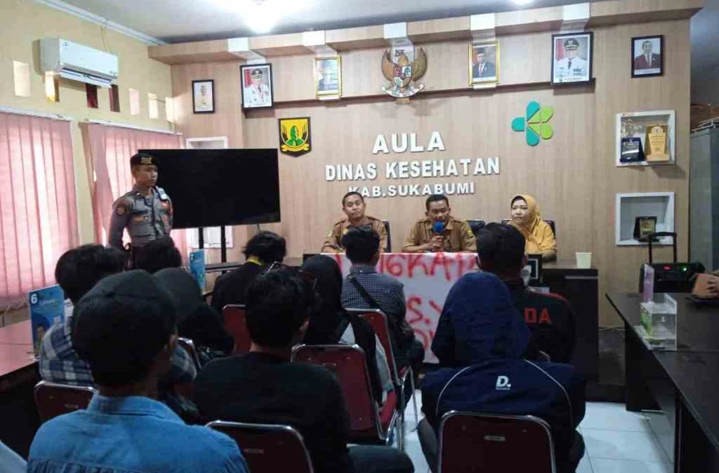AKMI Tuntut Kadiskes Mundur dari Jabatan