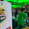 Masyarakat Sukabumi Antusias Tukar Celana Dalam dan Singlet Bekas dengan Produk Rider