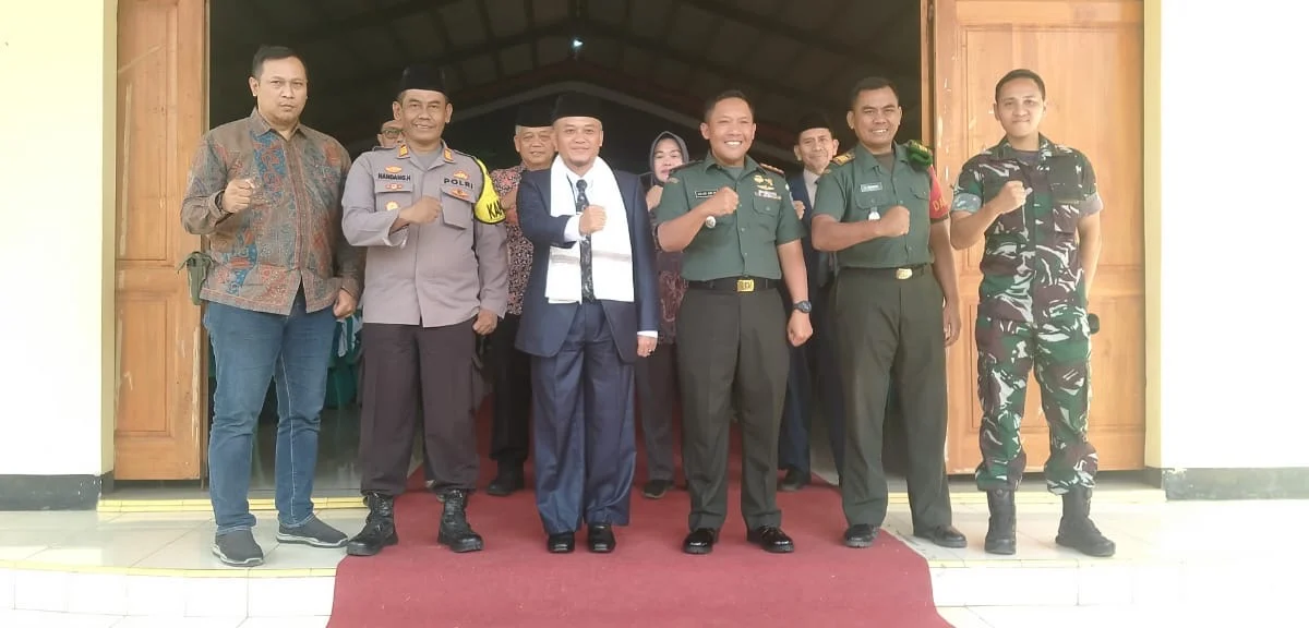 Dandim 0622 Resmikan Gedung Madinah Ponpes Assalam Putri