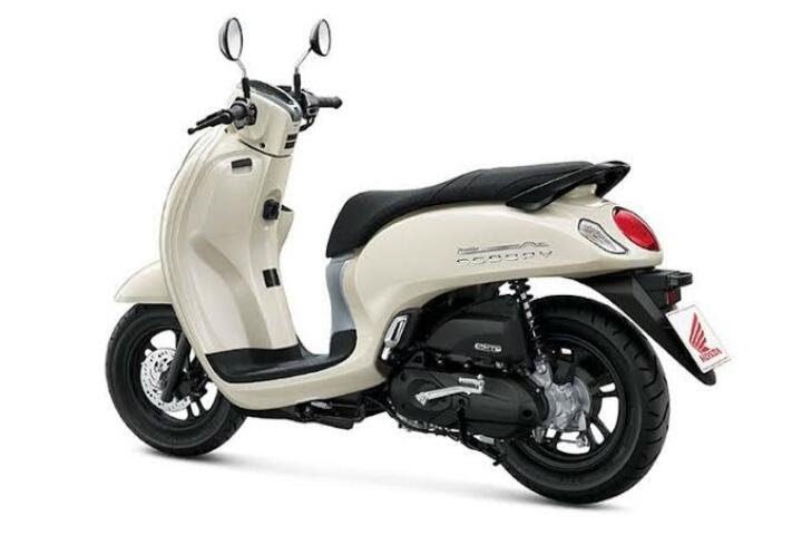 Jelang Rilis, Honda Scoopy 2024 Bocorkan Kelebihan Speknya