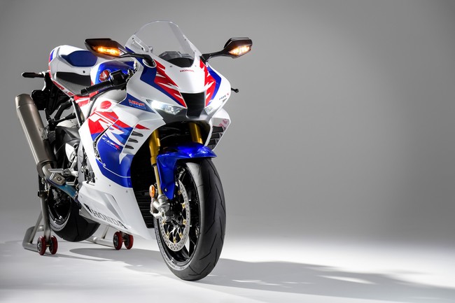 Kembali Jadi Sorotan! Honda CBR1000RR Hadirkan Inovasi Baru