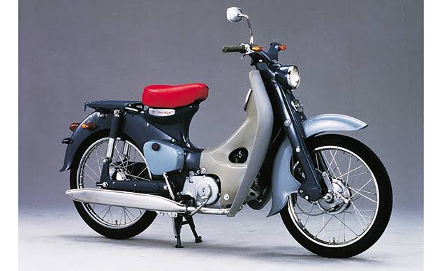 Si Paling Retro, Honda Super Cub Makin Unggul Harga Terjangkau