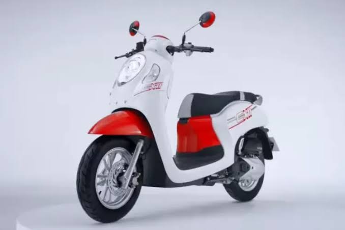 Honda Scoopy 2024: Performa Powerfull dengan Balutan Sporty Unggul