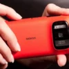 Selain Kamera 41 Megapixel, Nokia 808 PureView Ditenagai Symbian Belle