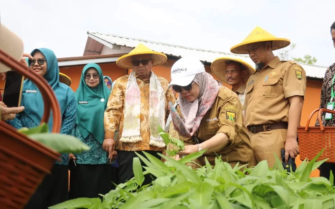 Program P2WKSS di Desa Kebonpedes Dinilai Tim Verifikasi Jabar