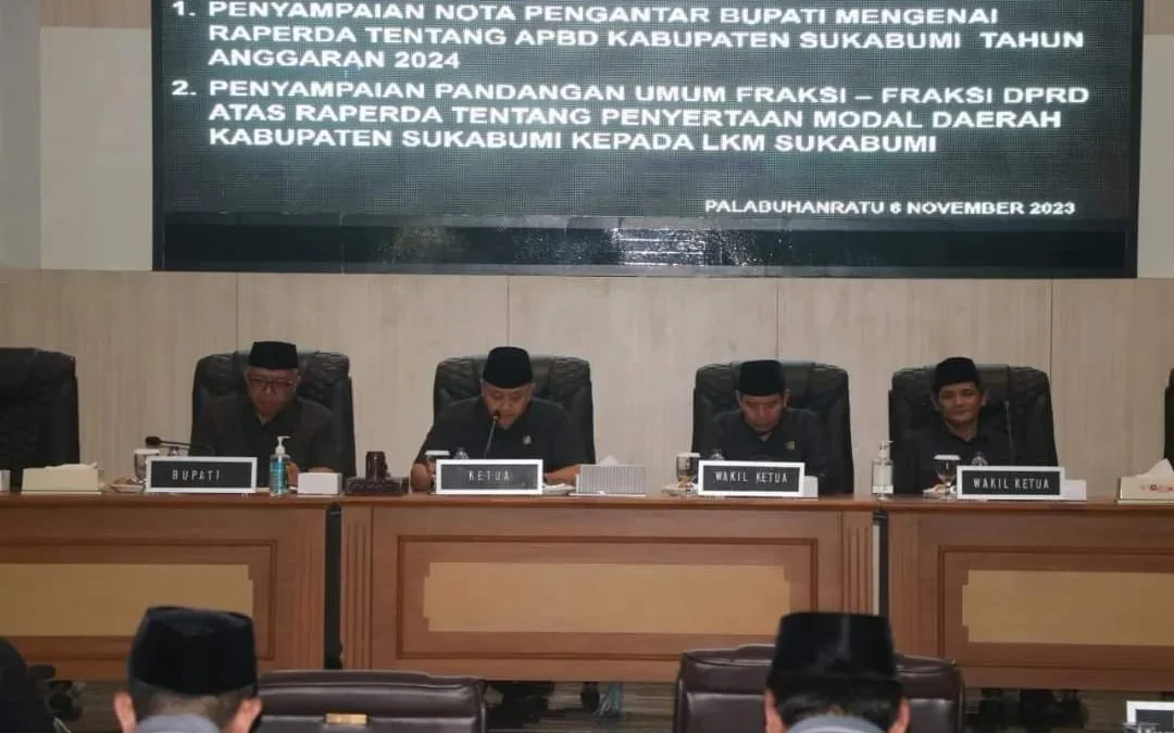 Bupati Sukabumi Sampaikan Nota Pengantar Raperda pada Rapat Paripurna