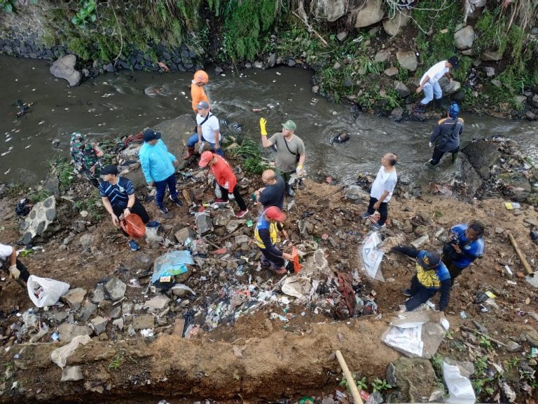 Antisipasi Banjir, Aliran-aliran Sungai Dibersihkan