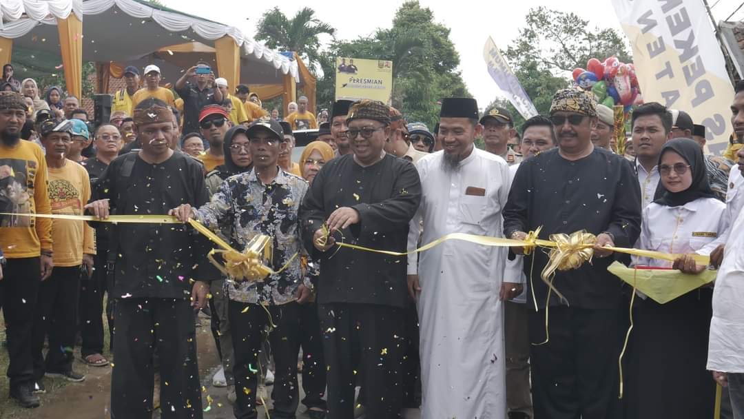 Penggunaan Ruas Jalan Cikakak-Ciputat Diresmikan