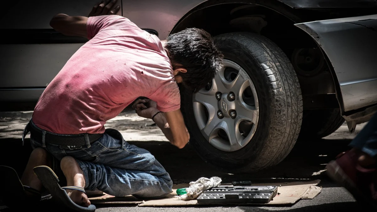 Perawatan yang Diperlukan untuk Mobil yang Sering Perjalanan Jauh