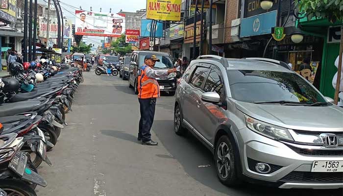 Libur Berakhir, Ribuan Kendaraan Tinggalkan Sukabumi