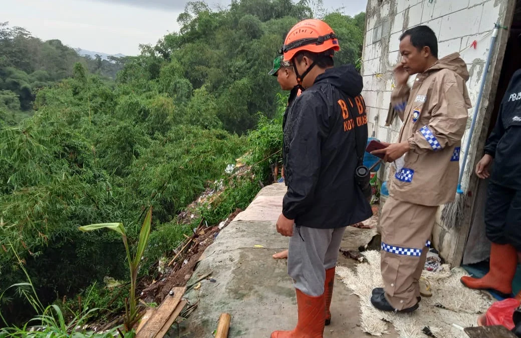 Belum Tetapkan Siaga Bencana Hidrometeorologi