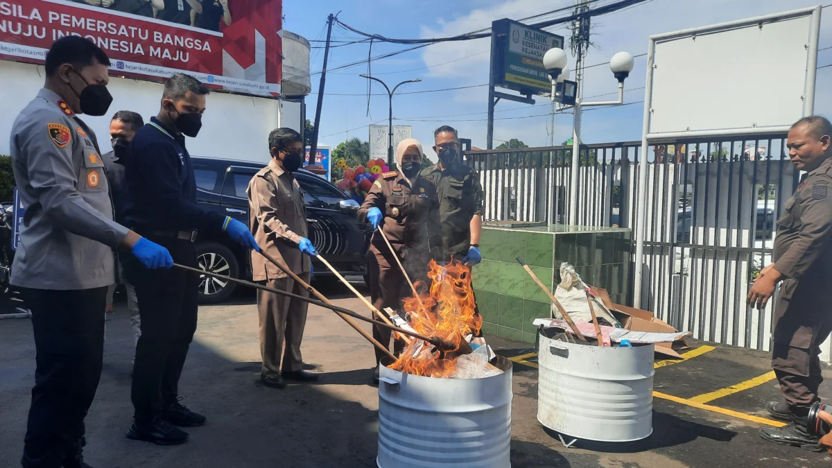 Barbuk Hasil Kejahatan Dimusnahkan