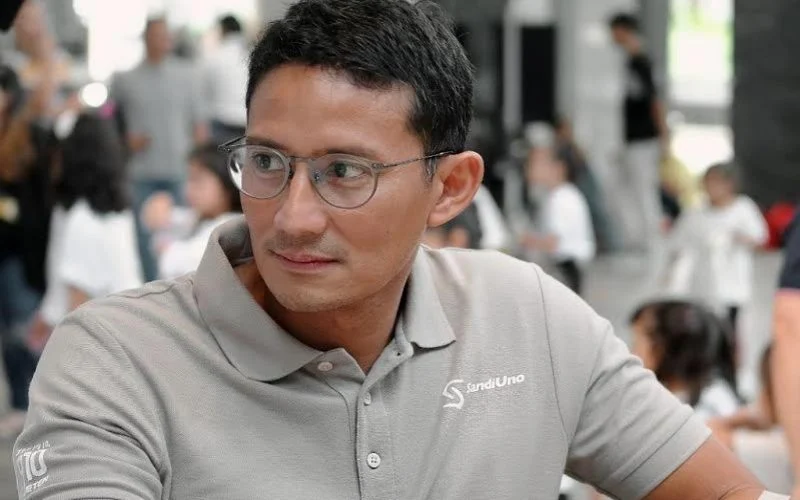 Sandiaga Uno : Meminta untuk Masyarakat Tidak Perlu Khawatir Tentang Covid-19 Sandiaga Uno (Covid-19)