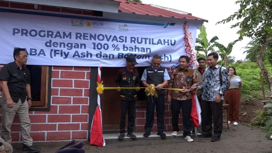 PLTU Palabuhanratu Bangun RTLH Milik Warga Cipatuguran dari Program CSR