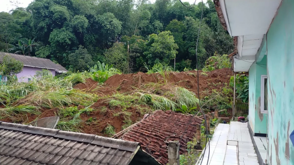 Longsor di Cibatuhilir Cibadak Diduga Ada Unsur Kejahatan Lingkungan