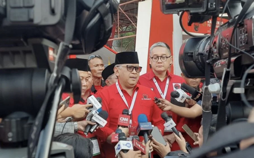 Hasto Minta Kader PDIP Berani Lawan Intimidasi