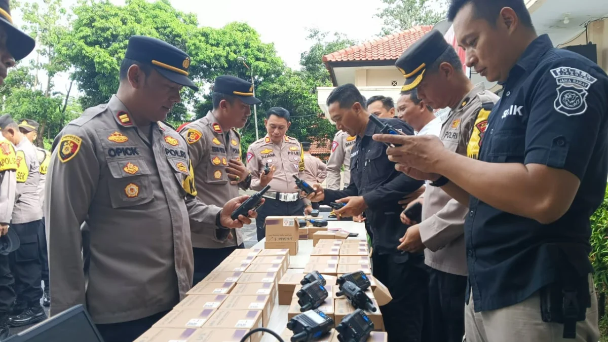 Polres Berikan Kelengkapan Bertugas Anggota untuk Keamanan Pemilu