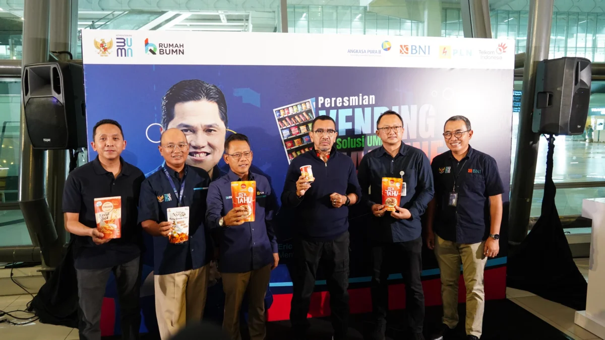 Oleh-oleh Khas Nusantara Kini Ada di Vending Machine Terminal 3 Soetta