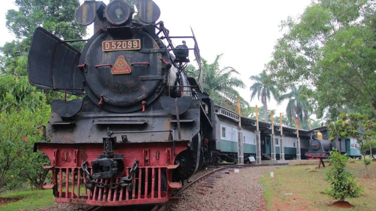 Museum Transportasi TMII