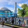 Alun-Alun Palabuhanratu dijadikan titik nol kilometer Kabupaten Sukabumi, Jawa Barat.